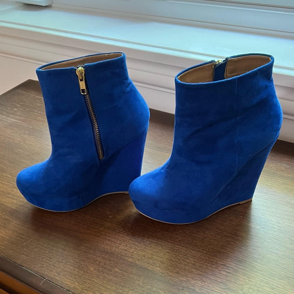 Aldo Blue Suede Wedge Ankle Boots